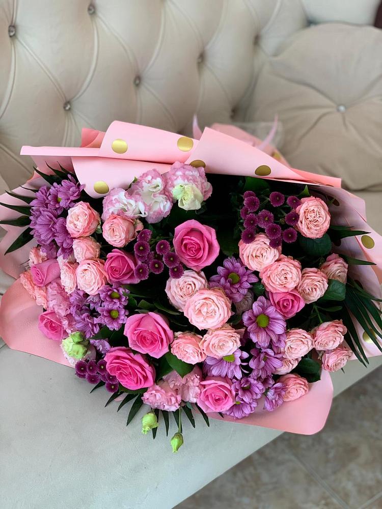 Букет цветов из: Хризантемы, Розы и Лизиантусы в Комсомольском Республика Крым