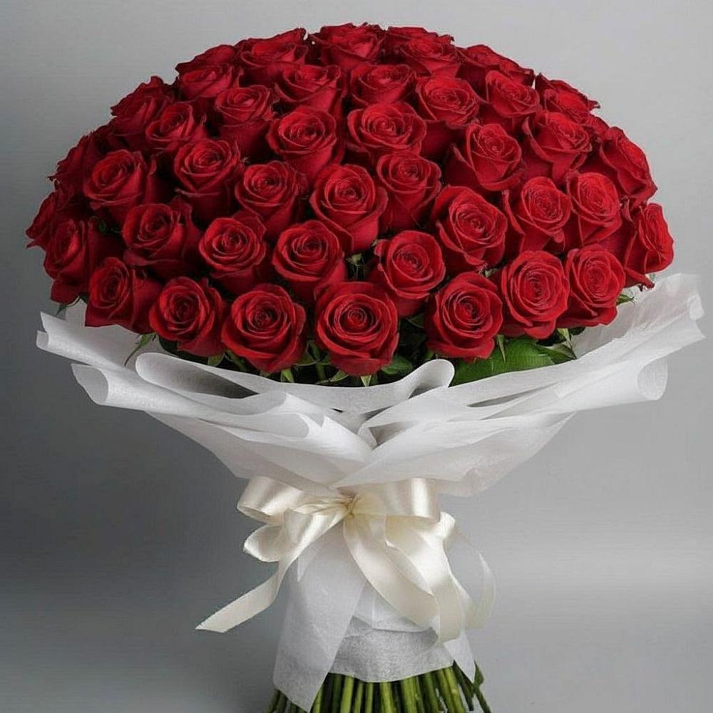 Букет 101 Красная роза Блэк Мэджик в Комсомольском Республика Крым