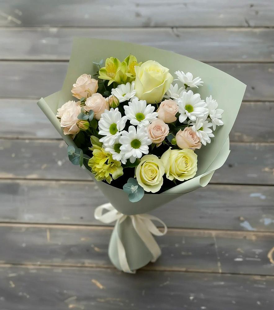 Букет цветов из: Альстромерии, Розы и Хризантемы в Комсомольском Республика Крым