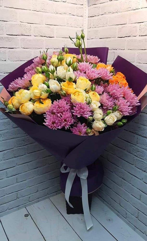 Букет цветов из: Хризантемы и Розы в Комсомольском Республика Крым
