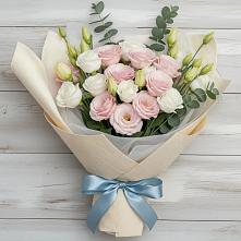 Букет цветов из:  Лизиантусы #REPLACE_PRED# Комсомольском Республика Крым