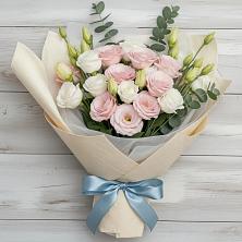 Букет цветов из:  Лизиантусы в Комсомольском Республика Крым