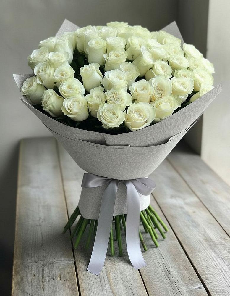 Букет 35 Белых роз в Комсомольском Республика Крым