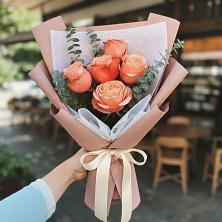 Букет цветов из:  Розы в Комсомольском Республика Крым