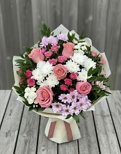 Букет цветов из:  Альстромерии, Гвоздики, Розы и Хризантемы в Комсомольском Республика Крым