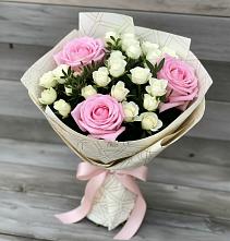 Букет цветов из:  Розы #REPLACE_PRED# Комсомольском Республика Крым