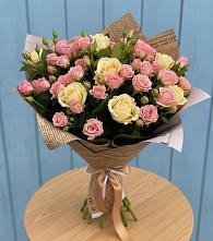 Букет цветов из:  Розы в Комсомольском Республика Крым