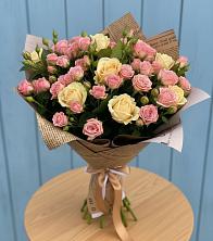 Букет цветов из:  Розы в Комсомольском Республика Крым