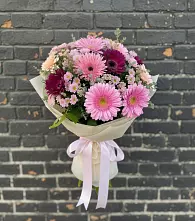 Букет цветов из:  Герберы и Хризантемы в Комсомольском Республика Крым