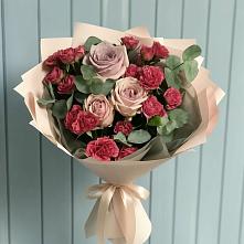 Букет цветов из:  Гвоздики и Розы #REPLACE_PRED# Комсомольском Республика Крым