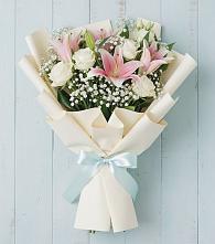 Букет цветов из:  Лилии в Комсомольском Республика Крым